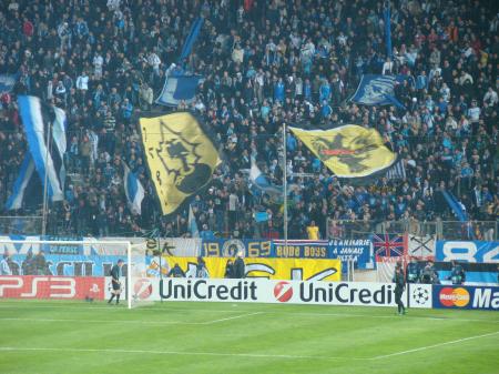 CHL-5-OM-OLYMPIAKOS 06.jpg